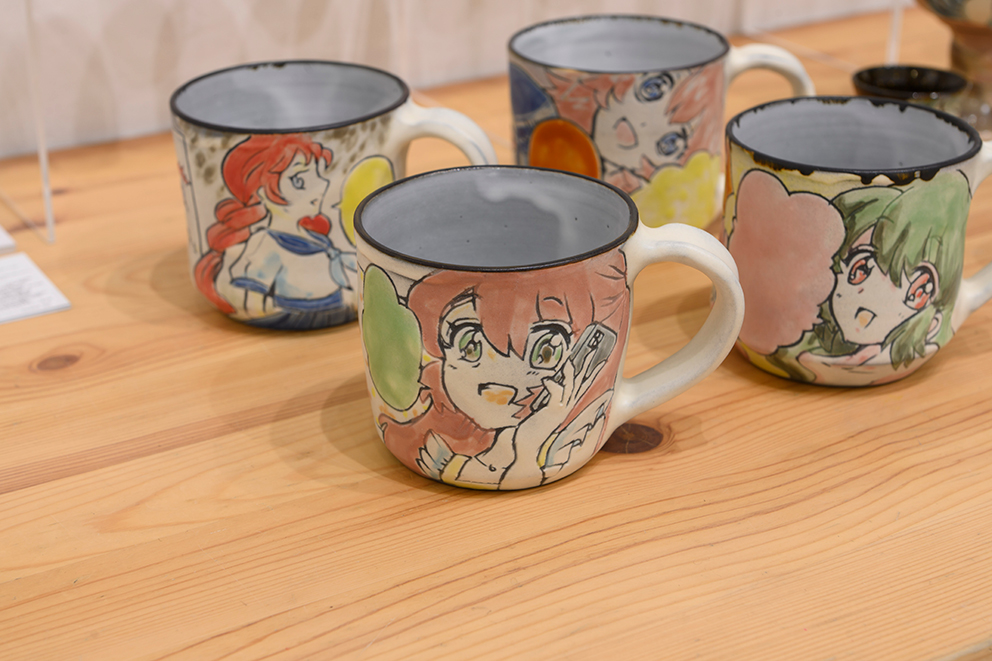 キャラセラミクス – 新宿眼科画廊