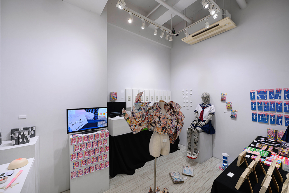 18歳未満入場禁止展覧会「下品で最低」（個展）」 ※どなたでも