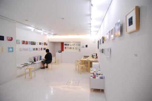 11_07_aap2011059