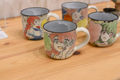 キャラセラミクス – 新宿眼科画廊